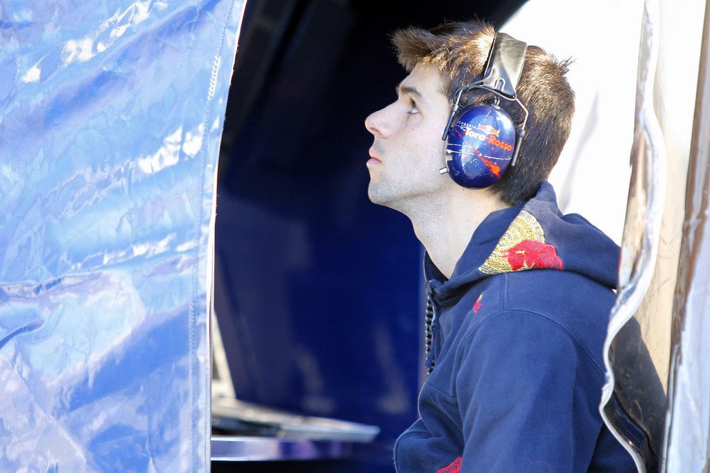 Test Valencia primi km, 2010 Formula One Testing
Valencia, Spain. 1st February 2010.
Jaime Alguersuari, Toro Rosso STR5 Ferrari. Portrait. 
World Copyright: Andrew Ferraro /LAT Photographic 
ref: Digital Image _Q0C0822